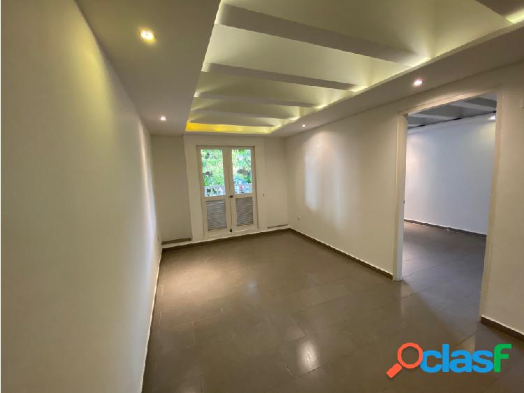 37804 - Apartamento para Arriendo en el Centro