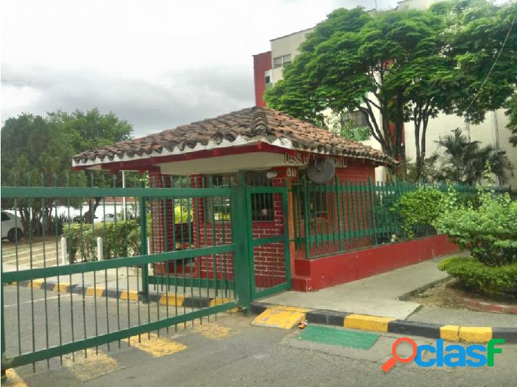 ALQUILO APARTAMENTO EN COLSEGUROS