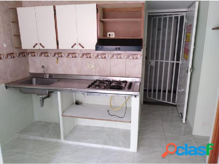 ALTOS DE SAN JUAN ARRIENDO APTO 2DO PISO