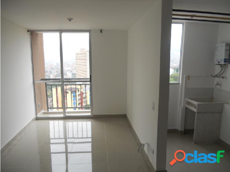 ARRIENDO APARTAMENTO EN CALSANZ POR IGLESIA EMAUS