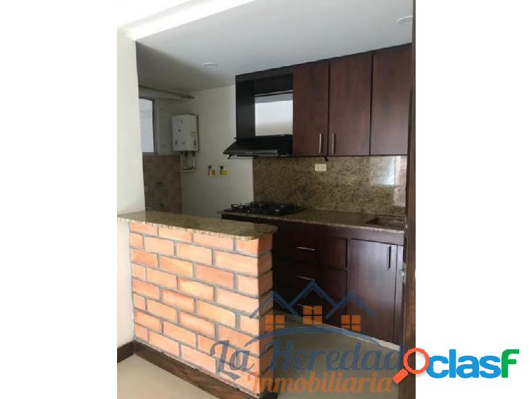 ARRIENDO APARTAMENTO EN COLORES