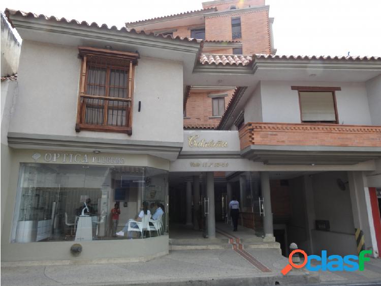 ARRIENDO LOCAL COMERCIAL 208 EDIFICIO MIXTO CATALUÑA