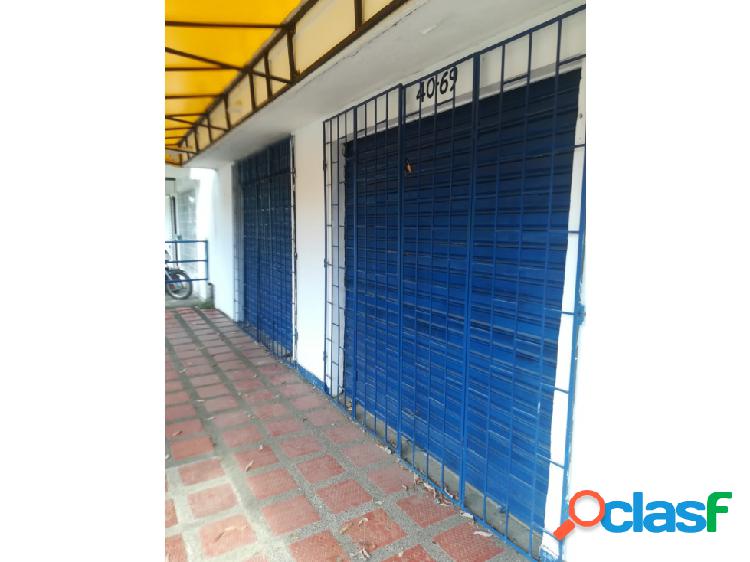 ARRIENDO LOCAL COMERCIAL EN EL CENTRO