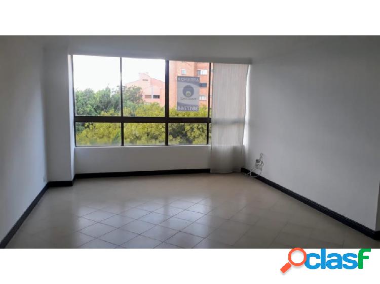 Apartamento en arriendo en El Poblado santa maria de los