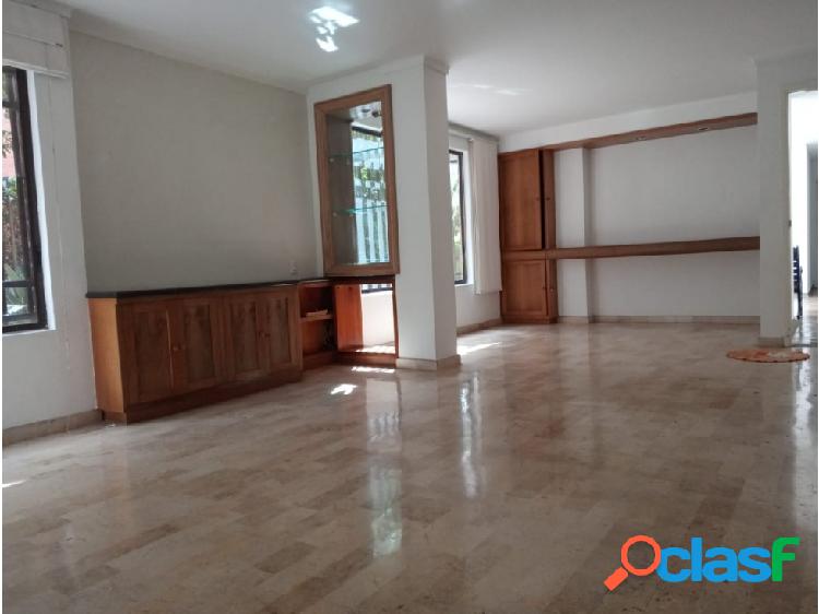 Apartamento en arriendo en el Poblado