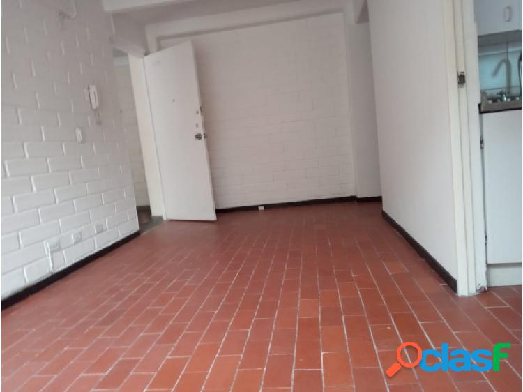 Arriendo apartamento en Calasanz