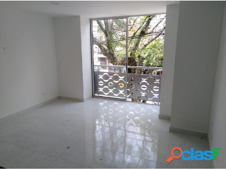 BARRIO CRISTOBAL VENTA APARTAMENTO 2DO PISO