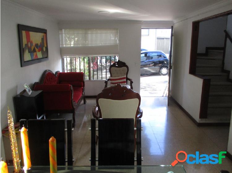 CASA EN VENTA EN ENVIGADO, EL DORADO