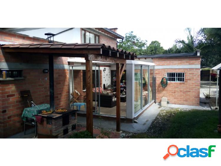 CASA EN VENTA EN GUAYACANES- LA CEJA- ANTIOQUIA