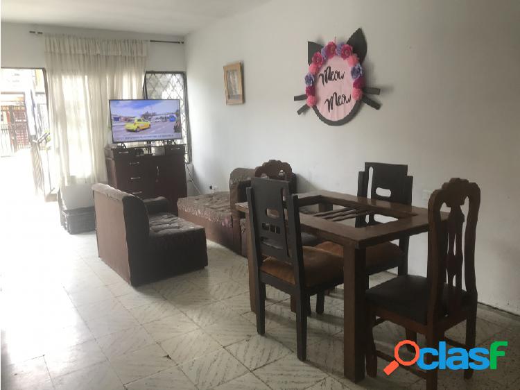 CASA PRIMER PISO BARRIO EL JARDIN