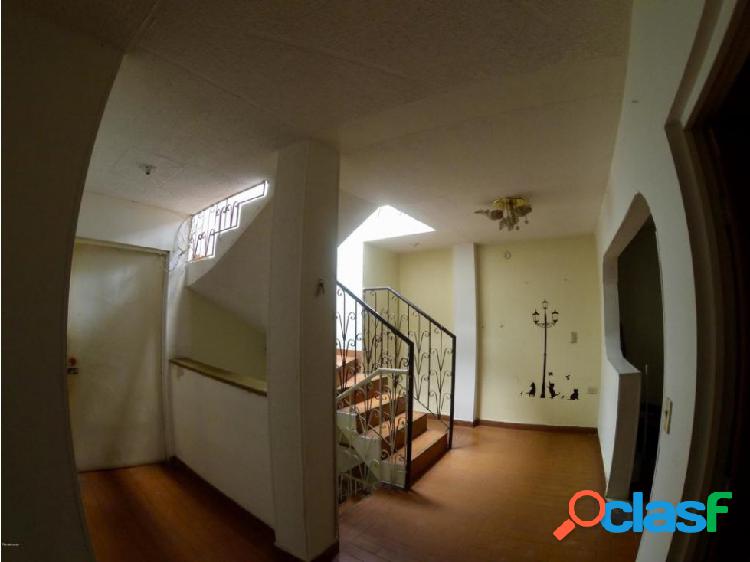 Casa en 20 De Julio(Bogota) RAH CO: 21-726