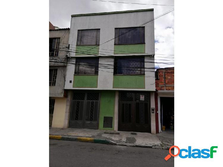 Casa en venta barrio Florencia - Bogotá