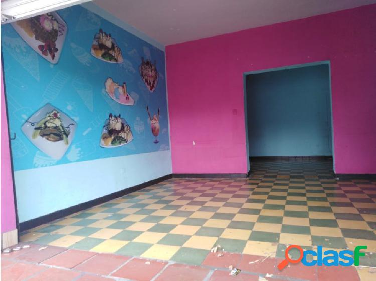 ¿QUIERES INICIAR TU NEGOCIO EN SAN JAVIER?
