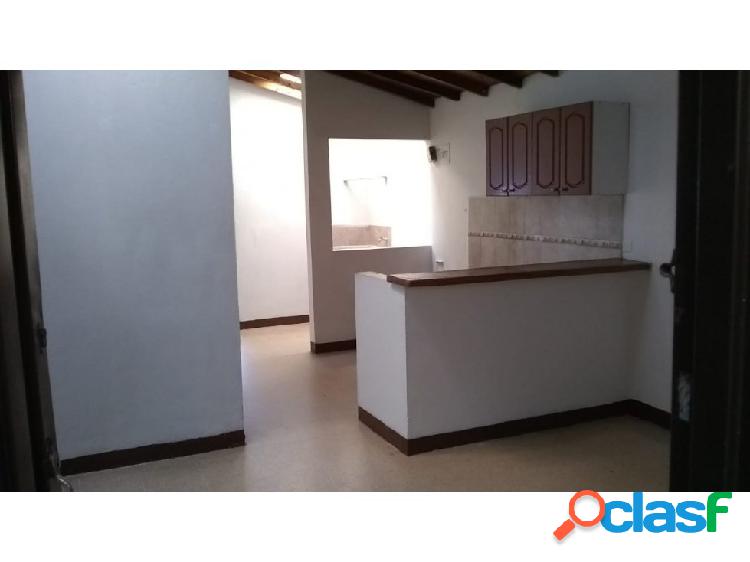 ROBLEDO PARQUE ARRIENDO APARTAMENTO 2DO PISO