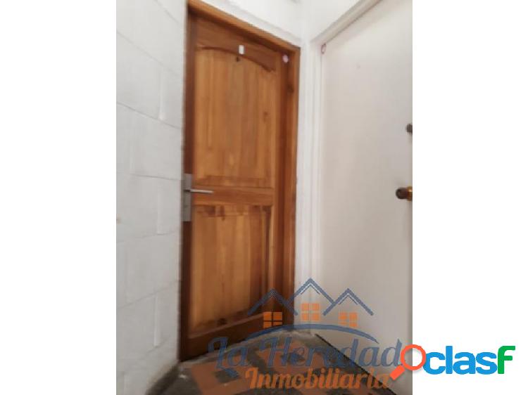 SE ARRIENDA APARTAMENTO EN ROBLEDO