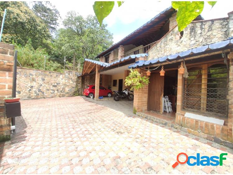 SE VENDE CASA CAMPESTRE EN EL SALADO- ENVIGADO