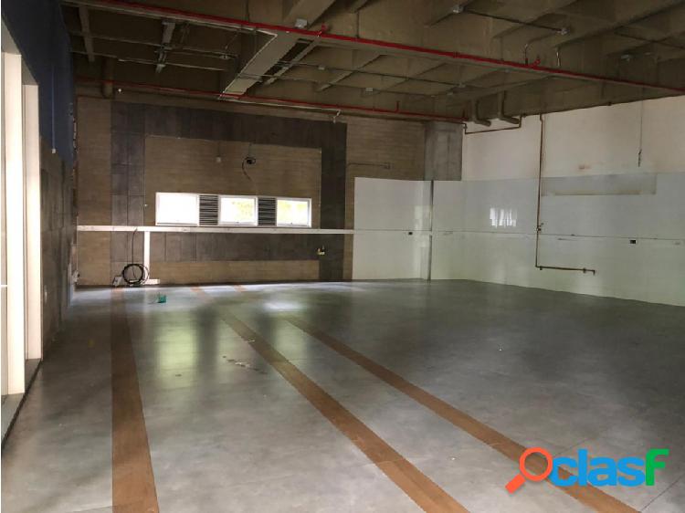 Se arrienda local comercial en la estrella - plaza 77 mall