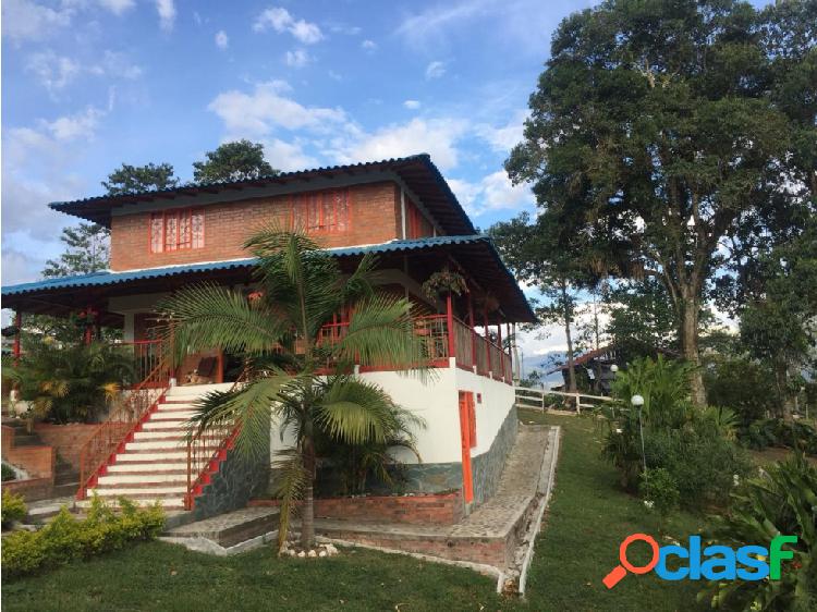 Se vende Casa Campestre Filandia Quindío