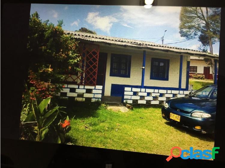 Se vende Casa Finca en Santa Elena