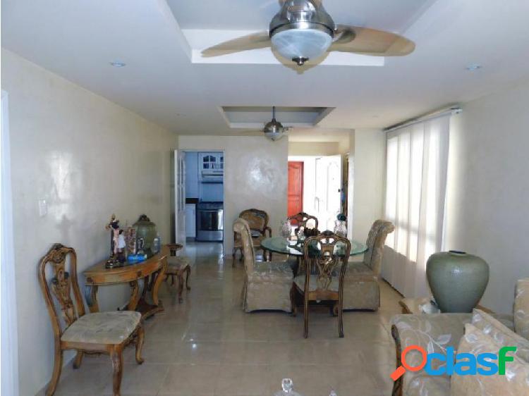 VENDO APARTAMENTO EN CRESPO. VENTA. CARTAGENA