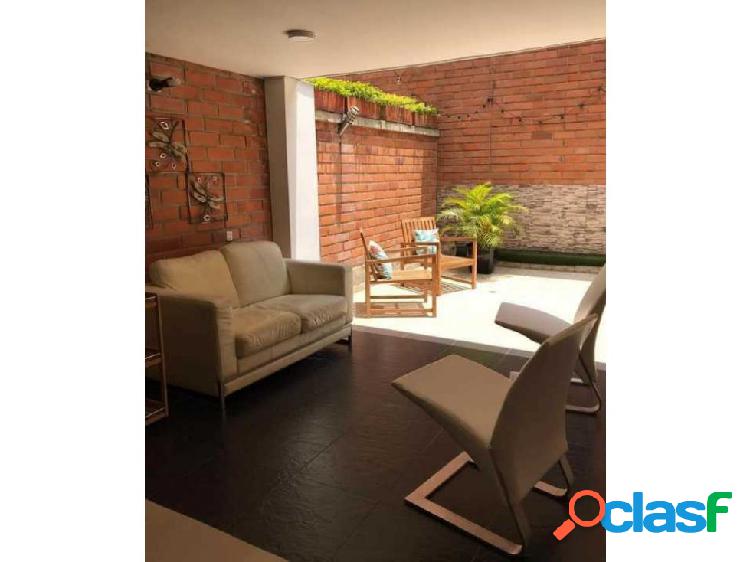 VENTA DE CASA CAMPESTRE EN ENVIGADO SECTOR ABADIA