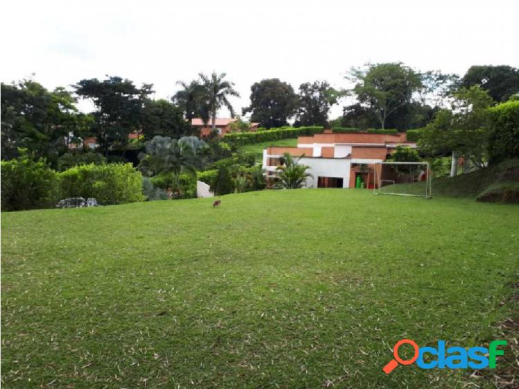 Vendo casa campestre en condominio cerritos Pereira