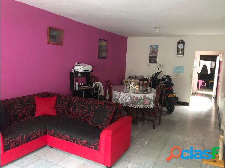 Venta de Casa Bifamiliar, Marroquín II, Oriente de Cali