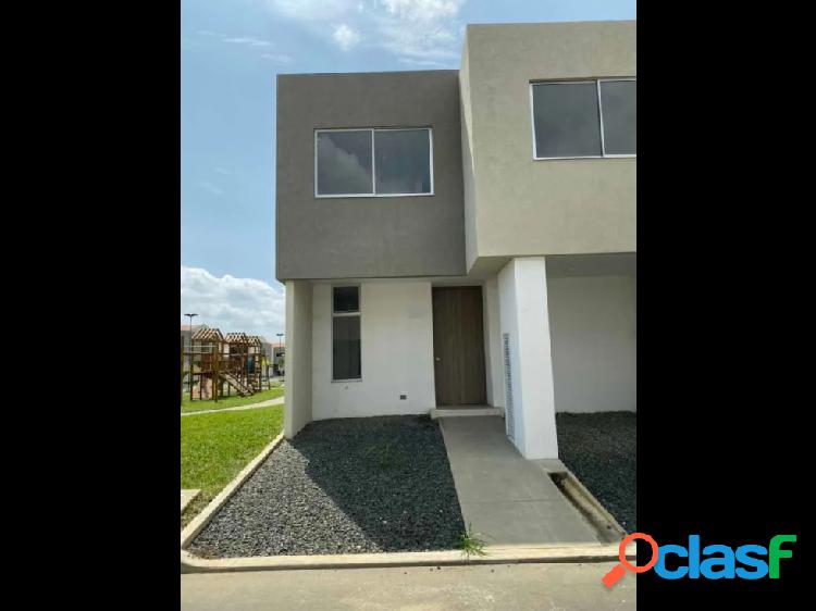 Venta de Casa en Condominio Ciudad Country, Jamundi 1731.