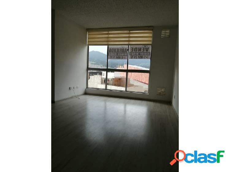 se vende/arrienda apto hacienda la quinta 2 T5 Apto 704