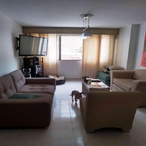 Apartamento En Venta En Medellin Rosales CodVBMUR2616