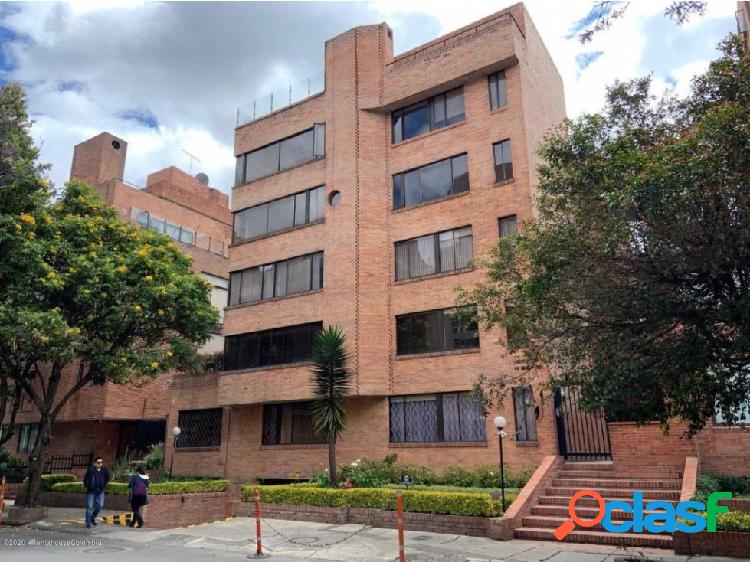 Apartamento en Chico(Bogota) RAH CO: 21-931
