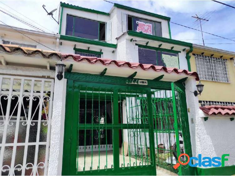 Arriendo casa en villa del prado