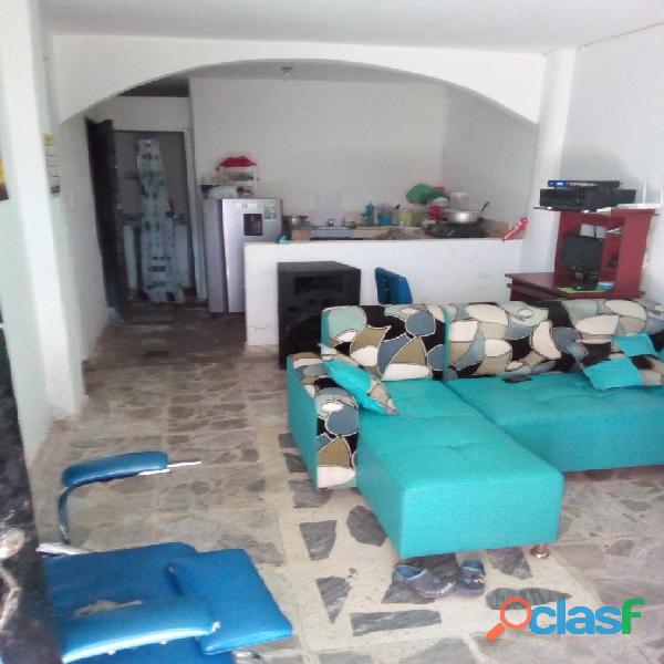 CASA DE 3 PISOS INDEPENDIENTES EN VENTA CALI CALIMIO DECEPAZ