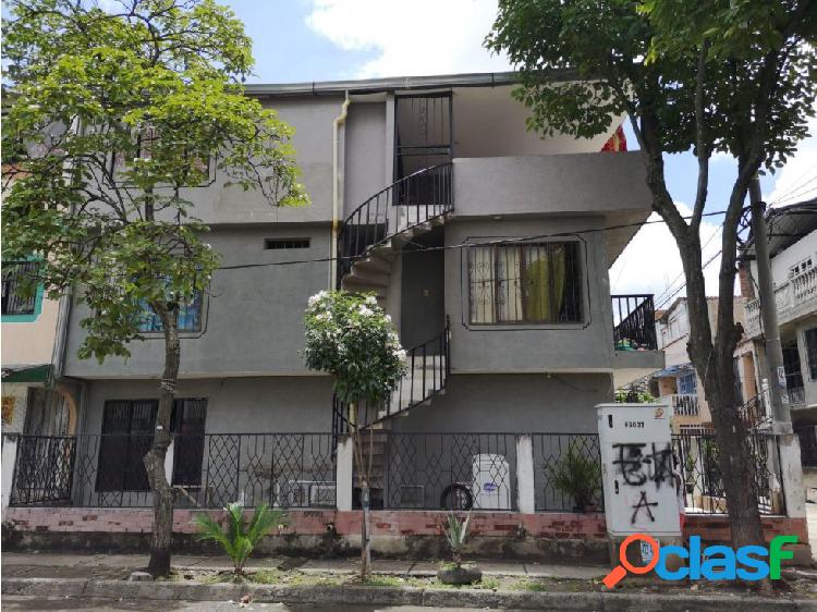 Casa Trifamiliar En Venta En Paso Del Comercio - Cali (C.P.)