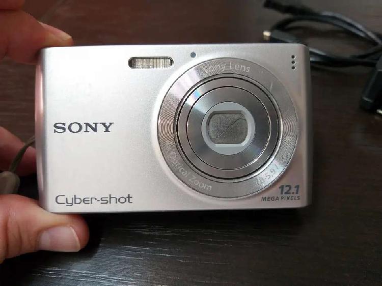 Cámara Sony Ciber-shot 21.1 megapixeles