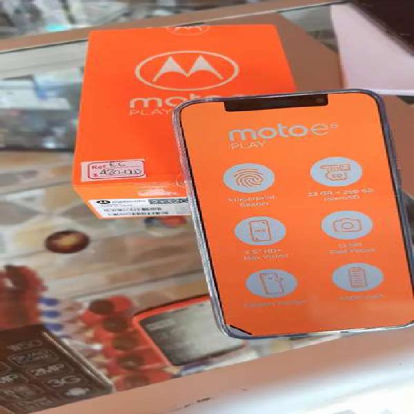 Motorola motoE6 play