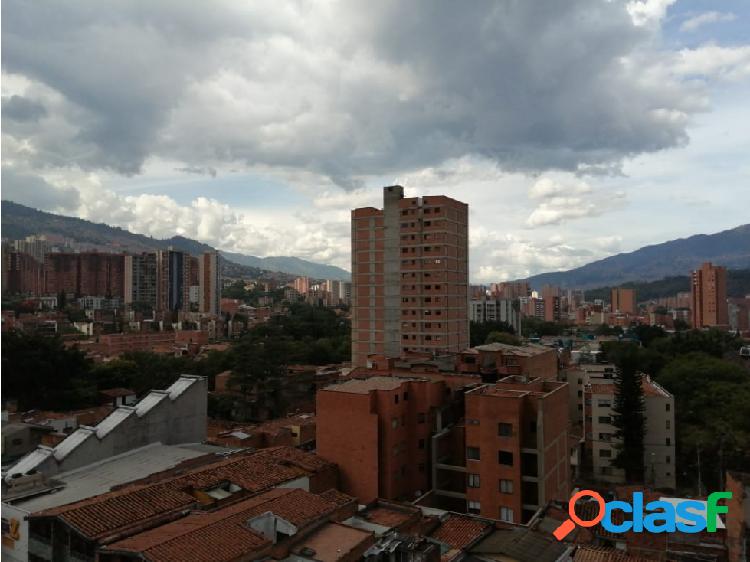 Se vende apartaestudio en Santa Lucia Medellin