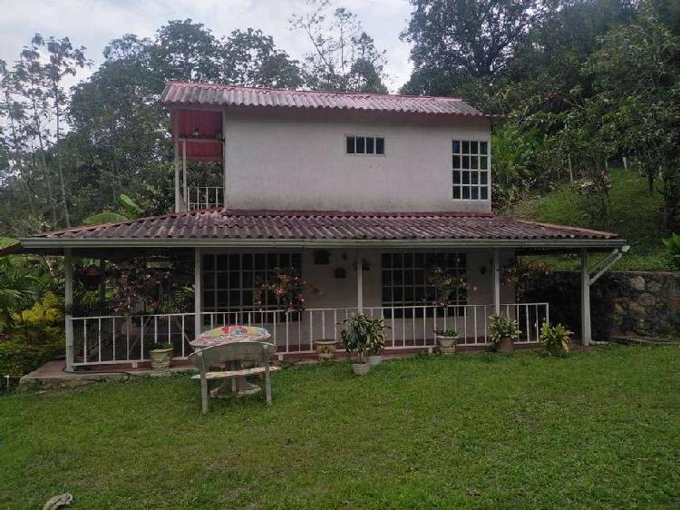 Se vende casa lote