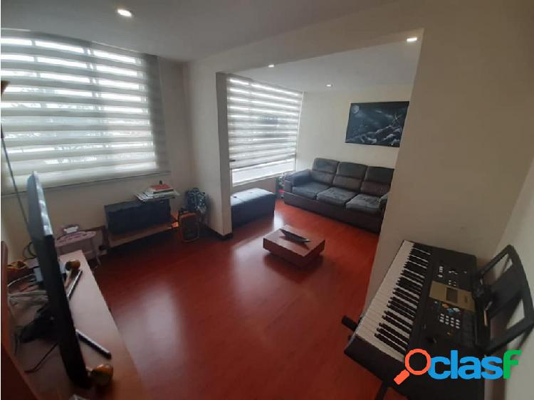 VENDO APARTAMENTO EN LAS AMERICAS