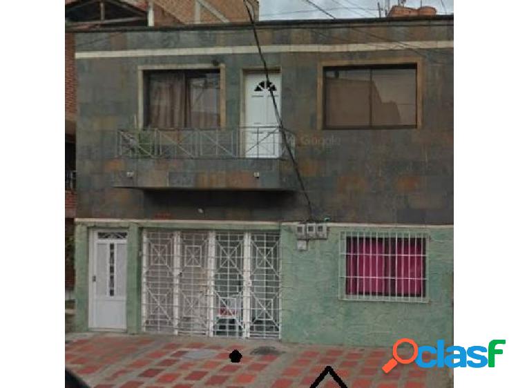 VENTA/PERMUTA CASA/LOTE, $1.200 millones, 251m2, frente 9m *