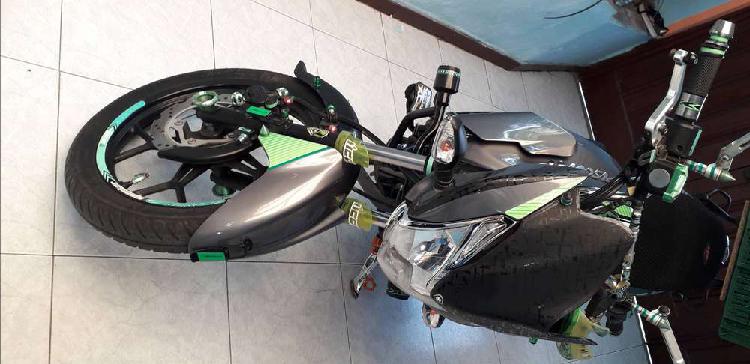 Vendo moto excelente estado precio negociable