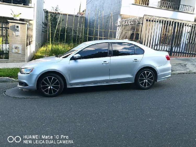 Volkswagen NEW jetta 2,5 2014