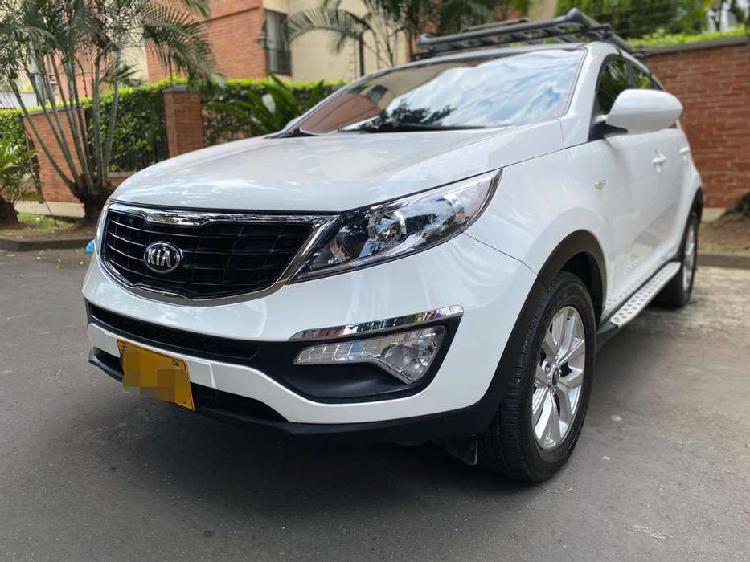 kia sportage revolution R