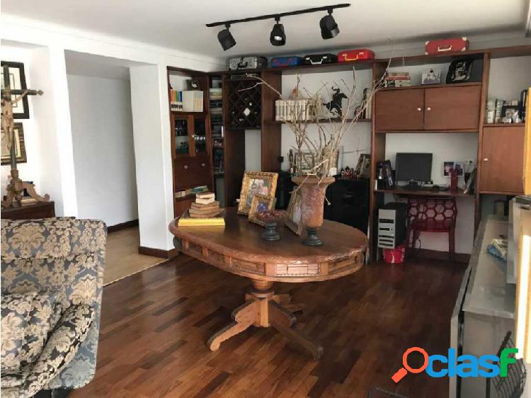 Apartamento en el Poblado entre Alejandria y los Gonzalez