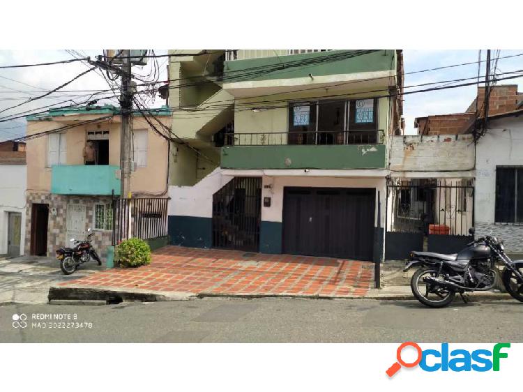 Arriendo casa bien ubicado muy central