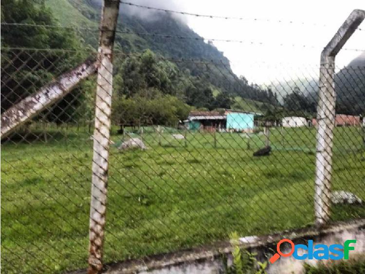 Lotes campestres con casa, Villa Restrepo, Ibague