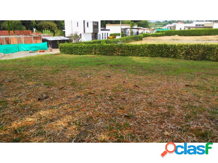 Se vende Lote en condominio campestre Armenia Tebaida
