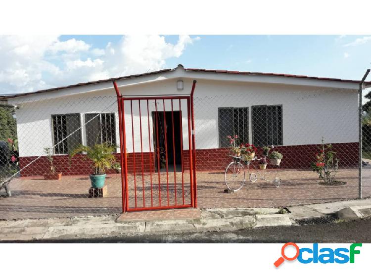 Venta casa campestre en Quimbaya Quindio
