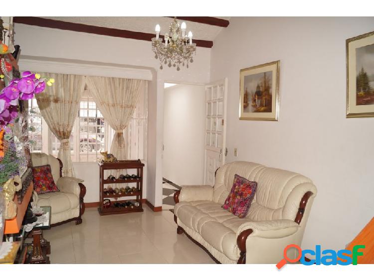 ZS-875 Casa en venta, Alborada