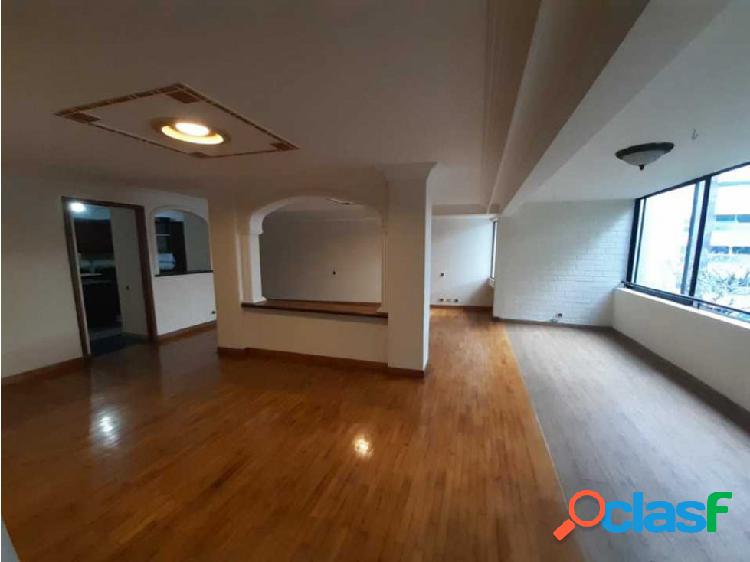 Apartamento en el Poblado cerca a Oviedo